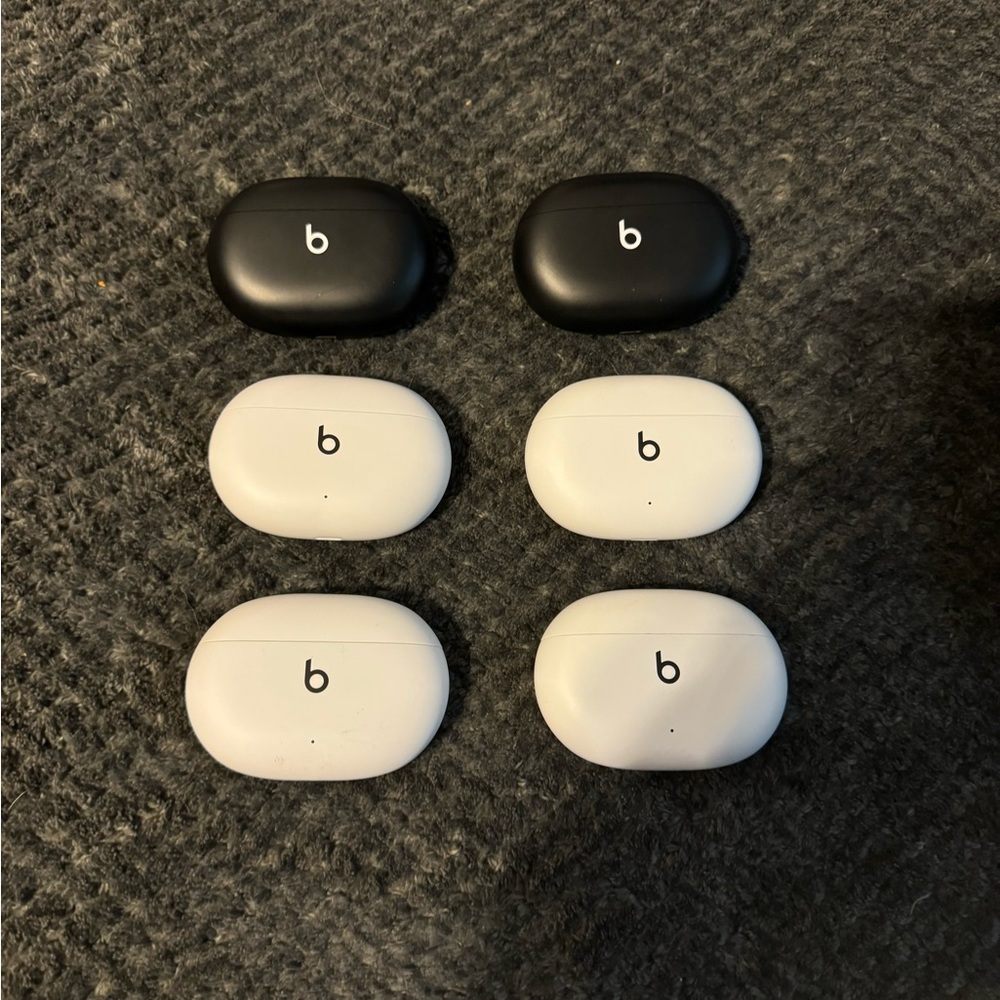 Beats Studio Buds (Perfect Condition)